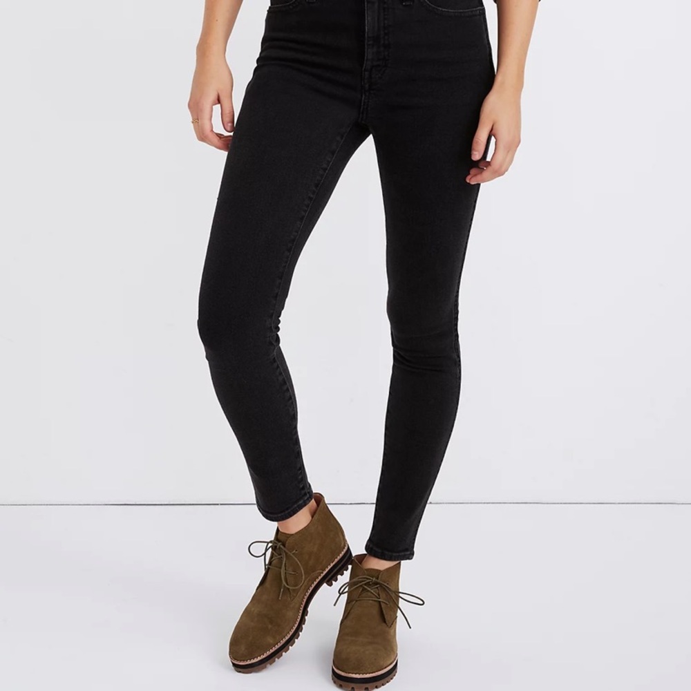10" High-Rise Skinny Jeans in Starkey Wash